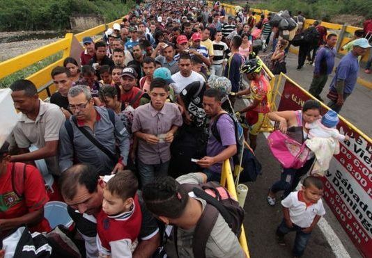 Venezolanos que solicitan asilo pasan penurias en España para subsistir