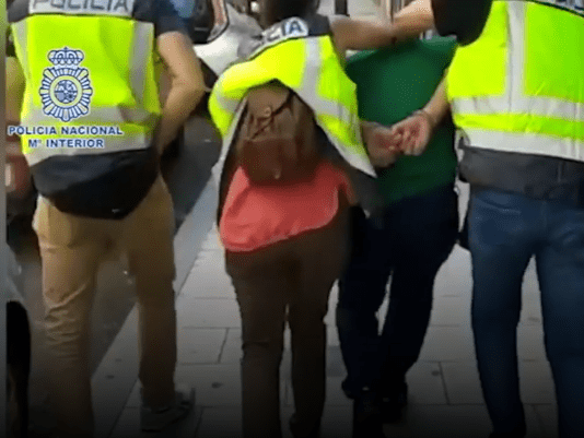 ¡Cae banda en Madrid por estafar más de 200.000 euros en cajeros automáticos. (VÍDEO)